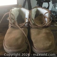 MaxSold Auction: UGG Boots mid  - Stonecrest (Georgia, USA) SELLER MANAGED Reseller Online Auction - Snapfinger Road