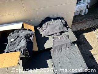 MaxSold Auction: Blank Fruit of The Loom tank tops black - Decatur (Georgia, USA) SELLER MANAGED Reseller Online Auction - North Druid Hills Road (STORAGE)