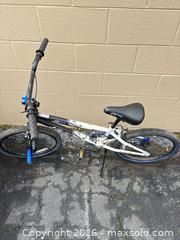 MaxSold Auction: Bmx bike  - Decatur (Georgia, USA) SELLER MANAGED Reseller Online Auction - North Druid Hills Road (STORAGE)