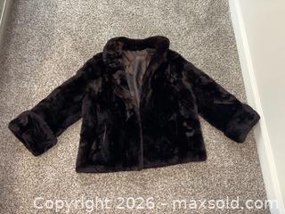 MaxSold Auction: Vintage Brown Genuine Fur Coat - Decatur (Georgia, USA) SELLER MANAGED Reseller Online Auction - North Druid Hills Road (STORAGE)