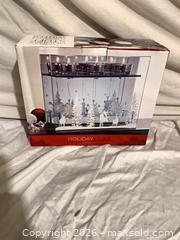 MaxSold Auction: HolidayStuff Multicolor Glass Tealight Holder for Christmas - Toronto (Ontario, Canada) SELLER MANAGED Downsizing Online Auction -  Rutherford Avenue