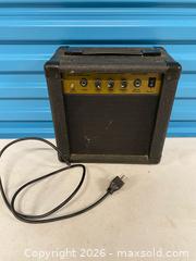 MaxSold Auction: Maxtone DHC-15 Guitar Amplifier 20W - Vancouver (British Columbia, Canada) SELLER MANAGED Reseller Online Auction - East 7th Avenue (STORAGE)