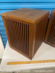 MaxSold Auction: Vintage Realistic Optimus-4 Floor Speakers Pair 8 Ohm Japan Cat. 40-1974 - Vancouver (British Columbia, Canada) SELLER MANAGED Reseller Online Auction - East 7th Avenue (STORAGE)