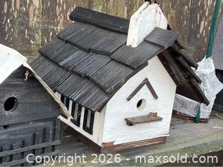 MaxSold Auction: Bird House Grouping - Gilroy (California, USA) SELLER MANAGED Estate Sale Online Auction - Santa Paula Drive