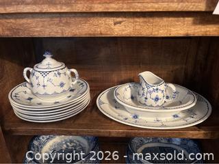 MaxSold Auction: Cabinet And Dishes - Gilroy (California, USA) SELLER MANAGED Estate Sale Online Auction - Santa Paula Drive