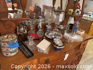 MaxSold Auction: Decor And Barware - Gilroy (California, USA) SELLER MANAGED Estate Sale Online Auction - Santa Paula Drive
