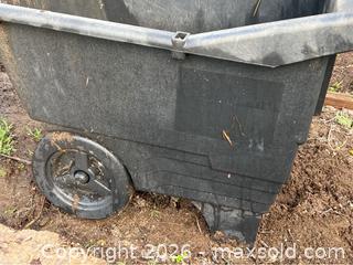 MaxSold Auction: Garden Cart, Plastic Pots, Tomato Cage - Gilroy (California, USA) SELLER MANAGED Estate Sale Online Auction - Santa Paula Drive