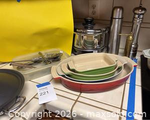 MaxSold Auction: Kitchen And Bake Wares - Gilroy (California, USA) SELLER MANAGED Estate Sale Online Auction - Santa Paula Drive