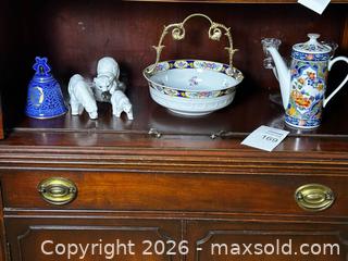 MaxSold Auction: Lot of Glassware & Display Pieces China - C - Gilroy (California, USA) SELLER MANAGED Estate Sale Online Auction - Santa Paula Drive