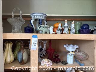 MaxSold Auction: Misc Decor - Gilroy (California, USA) SELLER MANAGED Estate Sale Online Auction - Santa Paula Drive