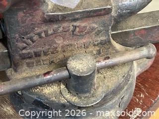 MaxSold Auction: Vintage Cast Iron Vise - Gilroy (California, USA) SELLER MANAGED Estate Sale Online Auction - Santa Paula Drive