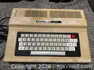 MaxSold Auction: VINTAGE COMPUTERS - Hamilton (Ontario, Canada) SELLER MANAGED Downsizing Online Auction - Picton Street East