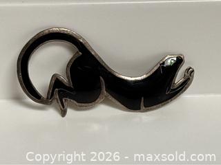 MaxSold Auction: Vintage 925 Sterling Silver Panther Brooch – Black Enamel – Sleek Statement - Campbell (California, USA) PARTNER MANAGED Estate Sale Online Auction -  Dell Avenue