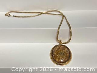 MaxSold Auction: Vintage Amber-Tone Pendant Necklace – Gold Tone Setting - Campbell (California, USA) PARTNER MANAGED Estate Sale Online Auction -  Dell Avenue