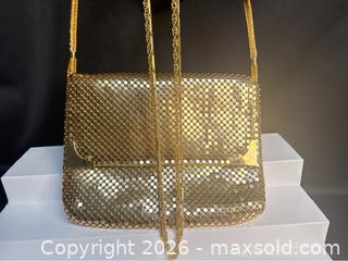 MaxSold Auction: Vintage Gold-Tone Mesh Evening Bag & Necklace Set - Campbell (California, USA) PARTNER MANAGED Estate Sale Online Auction -  Dell Avenue