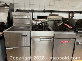 MaxSold Auction: Vulcan & MIKE Commercial Double-Well Gas Deep Fryer - Quinte West (Trenton) (Ontario, Canada) SELLER MANAGED Moving Online Auction - Front Street