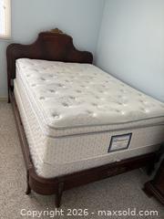 MaxSold Auction:  Mahogany Wood Antique Bed Frame with Full/double Mattress - Toronto (Ontario, Canada) SELLER MANAGED Estate Sale Online Auction - Glenthorne Drive