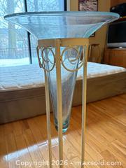 MaxSold Auction: Vase in stand - Toronto (Ontario, Canada) SELLER MANAGED Estate Sale Online Auction - Glenthorne Drive