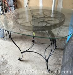 MaxSold Auction: Wrought Iron table and chairs (4) - Toronto (Ontario, Canada) SELLER MANAGED Estate Sale Online Auction - Glenthorne Drive