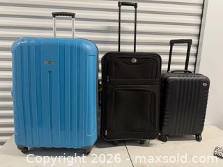 MaxSold Auction: 3 suitcase 3 size  - Toronto (Ontario, Canada) SELLER MANAGED Downsizing Online Auction - Jane Street