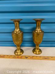 MaxSold Auction: Set of 2 decorative brass vases with engraved floral pattern. - Vancouver (British Columbia, Canada) SELLER MANAGED Reseller Online Auction - East 7th Avenue (STORAGE)