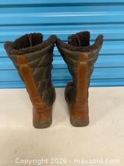 MaxSold Auction: UGG Australia Men’s Tall Winter Boots Vibram Sole Brown Size 12 US  - Vancouver (British Columbia, Canada) SELLER MANAGED Reseller Online Auction - East 7th Avenue (STORAGE)