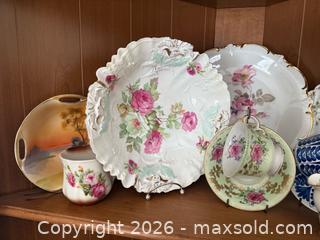 MaxSold Auction: English Queen China & Others - Le Roy (New York, USA) SELLER MANAGED Estate Sale Online Auction - Wescott Road