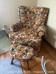 MaxSold Auction: Floral Pattern Spinning Chair w/ Ottoman - Le Roy (New York, USA) SELLER MANAGED Estate Sale Online Auction - Wescott Road