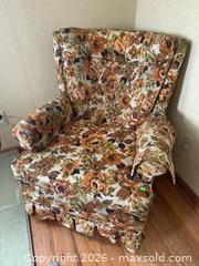 MaxSold Auction: Floral Pattern Spinning Chair w/ Ottoman - Le Roy (New York, USA) SELLER MANAGED Estate Sale Online Auction - Wescott Road