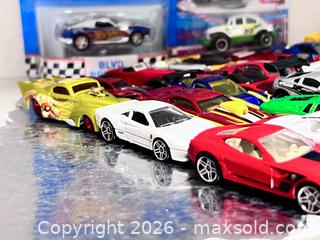 MaxSold Auction: Hot Wheels & Diecast Supercar Lot – Ferrari, Porsche, Lamborghini + 20+ Cars, BLVD Bruiser - Los Angeles (California, USA) SELLER MANAGED Downsizing Online Auction - Devonshire Street