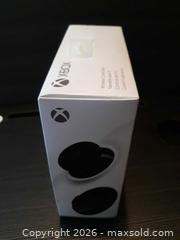MaxSold Auction: Xbox Wireless Gaming Controller - Oakville (Ontario, Canada) SELLER MANAGED Charity/Fundraising Online Auction - Wakehurst Crescent