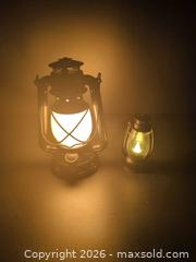 MaxSold Auction: Black Decorative Battery-Powered LED Lanterns  - Ottawa (Ontario, Canada) SELLER MANAGED Downsizing Online Auction - Regiment Avenue