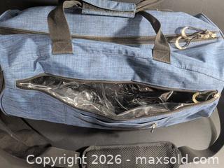 MaxSold Auction: Blue Small Polyester Gym Bag with Adjustable Shoulder Strap - Ottawa (Ontario, Canada) SELLER MANAGED Downsizing Online Auction - Regiment Avenue