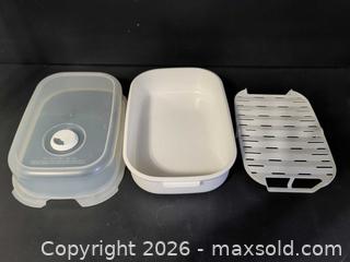MaxSold Auction: Plastic Microwave Food Steamer - Ottawa (Ontario, Canada) SELLER MANAGED Downsizing Online Auction - Regiment Avenue