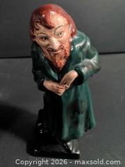 MaxSold Auction: Royal Doulton Porcelain Figurine Pair, Victorian Style - Ottawa (Ontario, Canada) SELLER MANAGED Downsizing Online Auction - Regiment Avenue