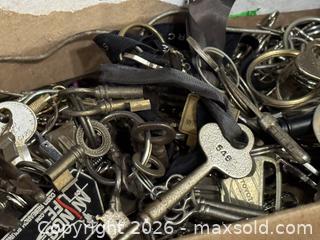 MaxSold Auction: Box of Vintage and Modern Keys  - Victoria (British Columbia, Canada) SELLER MANAGED Estate Sale Online Auction - Simcoe Street