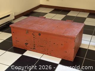 MaxSold Auction: Large Wooden Storage Crate - Victoria (British Columbia, Canada) SELLER MANAGED Estate Sale Online Auction - Simcoe Street