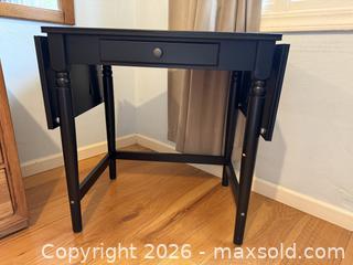 MaxSold Auction: Black Expandable Table/Desk  -  Mountain View (California, USA) SELLER MANAGED Estate Sale Online Auction - Clark Avenue