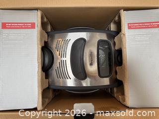 MaxSold Auction: Breville BDF600XL Deep Fryer -  Mountain View (California, USA) SELLER MANAGED Estate Sale Online Auction - Clark Avenue