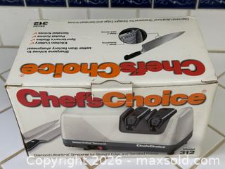 MaxSold Auction: Chefs Choice 312 Diamond UltraHone Knife Sharpener -  Mountain View (California, USA) SELLER MANAGED Estate Sale Online Auction - Clark Avenue