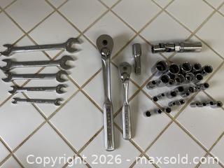 MaxSold Auction: Craftsmen Wrench & Ratchet Set -  Mountain View (California, USA) SELLER MANAGED Estate Sale Online Auction - Clark Avenue