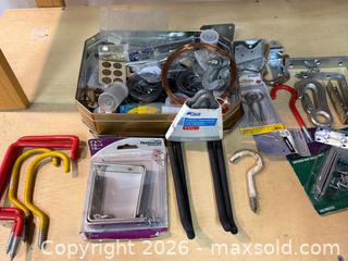 MaxSold Auction: Hooks Hangers and More -  Mountain View (California, USA) SELLER MANAGED Estate Sale Online Auction - Clark Avenue