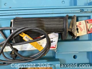 MaxSold Auction: Makita JR3000V Recipro Saw & Accessories -  Mountain View (California, USA) SELLER MANAGED Estate Sale Online Auction - Clark Avenue