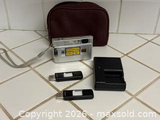 MaxSold Auction: Sony Cyber-shot DSC-T100 Super SteadyShot Digital Camera with/ Accessories -  Mountain View (California, USA) SELLER MANAGED Estate Sale Online Auction - Clark Avenue