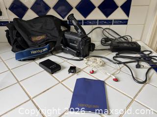 MaxSold Auction: Sony Handycam CCD-TR7 Video Camcorder Handheld w/ Accessories -  Mountain View (California, USA) SELLER MANAGED Estate Sale Online Auction - Clark Avenue