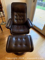 MaxSold Auction: Vintage Ekornes Stressless Royal Large Leather Swivel Recliner Chair and Ottoman -  Mountain View (California, USA) SELLER MANAGED Estate Sale Online Auction - Clark Avenue