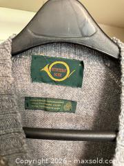MaxSold Auction: Vintage Hunters' Glen Argyle Wool Sweater Size M -  Mountain View (California, USA) SELLER MANAGED Estate Sale Online Auction - Clark Avenue