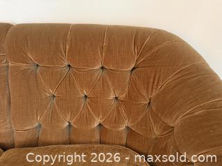 MaxSold Auction: Vintage Mid-Century Velvet Tufted Love Seat / Sofa -  Mountain View (California, USA) SELLER MANAGED Estate Sale Online Auction - Clark Avenue