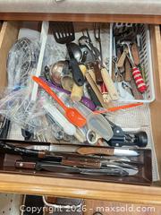MaxSold Auction: Assorted Kitchen Utensil Lot — 31+ Pieces - Longmont (Colorado, USA) PARTNER MANAGED Estate Sale Online Auction - Whitehall Drive