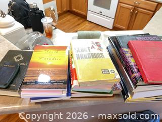 MaxSold Auction: Lot of 20+ Mixed Paperback & Hardcover Books - Longmont (Colorado, USA) PARTNER MANAGED Estate Sale Online Auction - Whitehall Drive